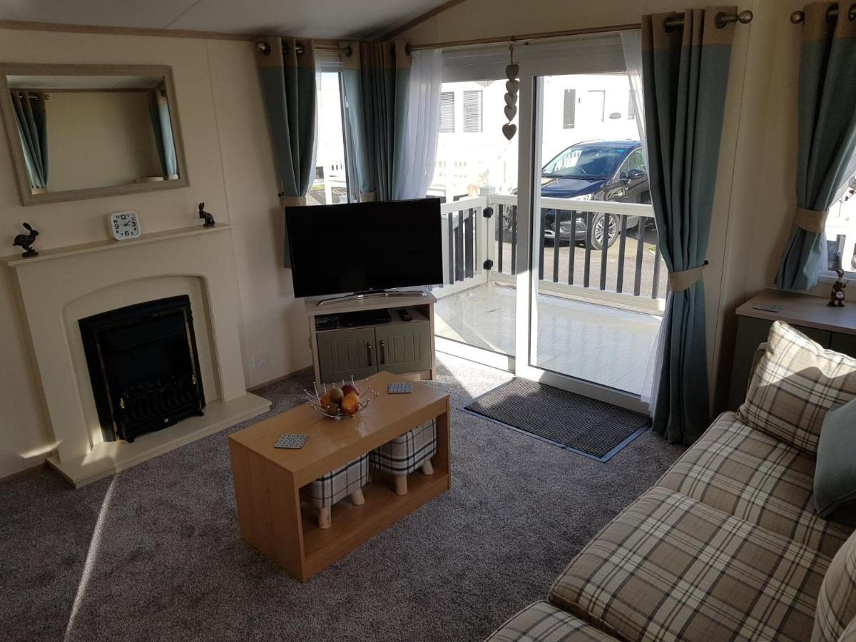 6 Berth Deluxe Caravan Palm Grove 42 Chapel Saint Leonards Exterior foto